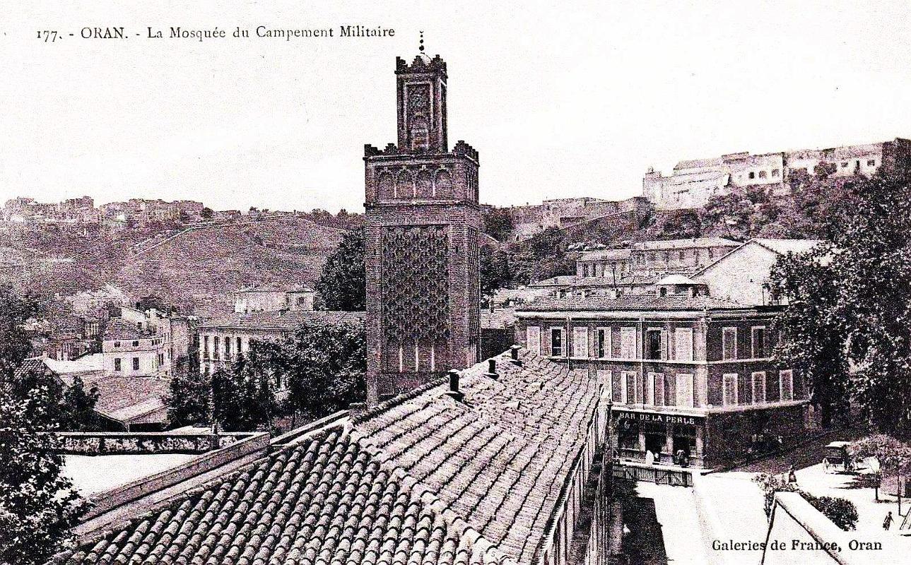 Oran - Marine - Mosquee Campement Militaire et Bar de la Perle.jpg